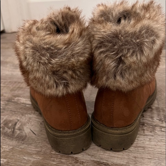 Lilliana faux fur lace up boots - Picture 9 of 12